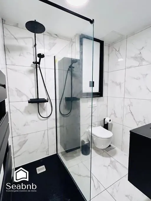 Charming Downtown - Ac - Wifi - Private Entrance Apartman Nizza 0*,  Franciaország